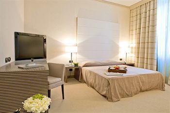 H2C Hotel Napoli Bagian luar foto